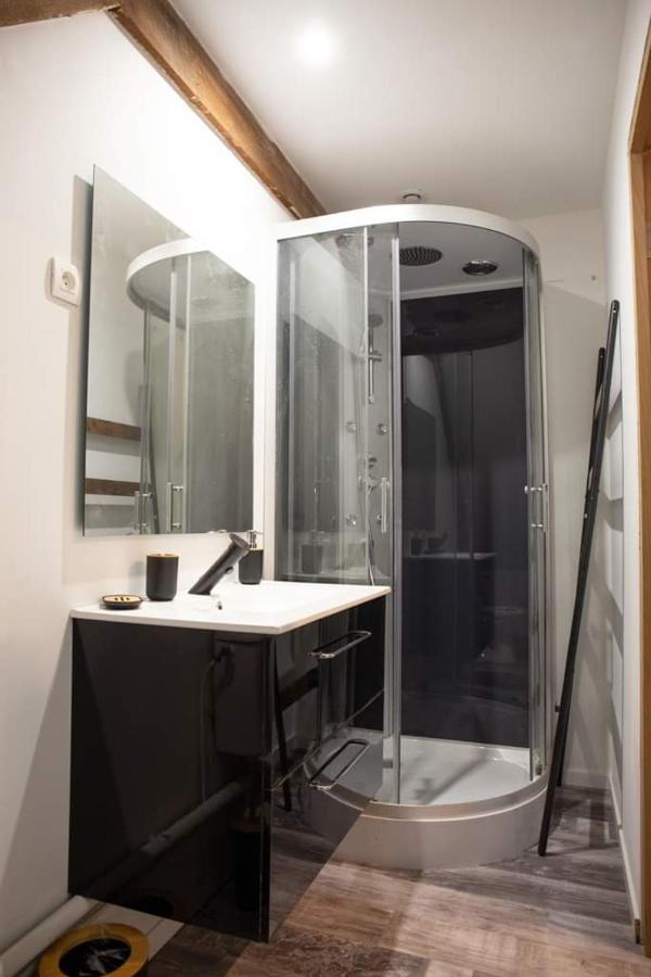 Cyris - Duplex Climatisees - & Piscine Centre Apartment